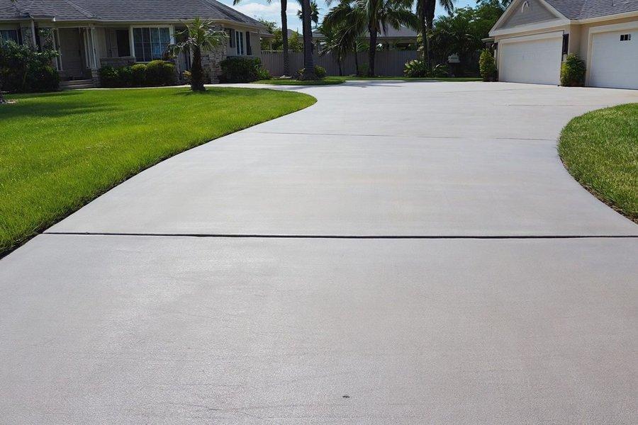 Driveway & concrete — after cleaning
